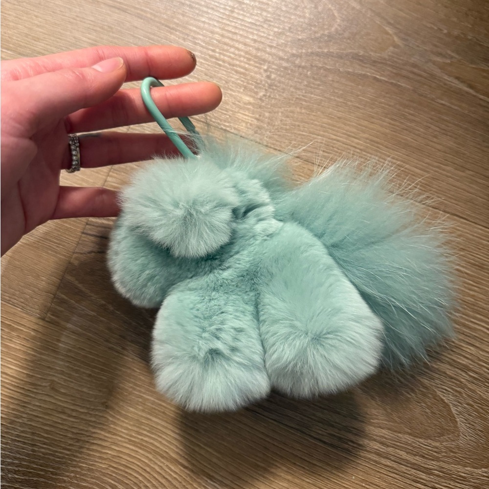New mint green rabbit fur horse shaped keychain - Picture 3 of 3